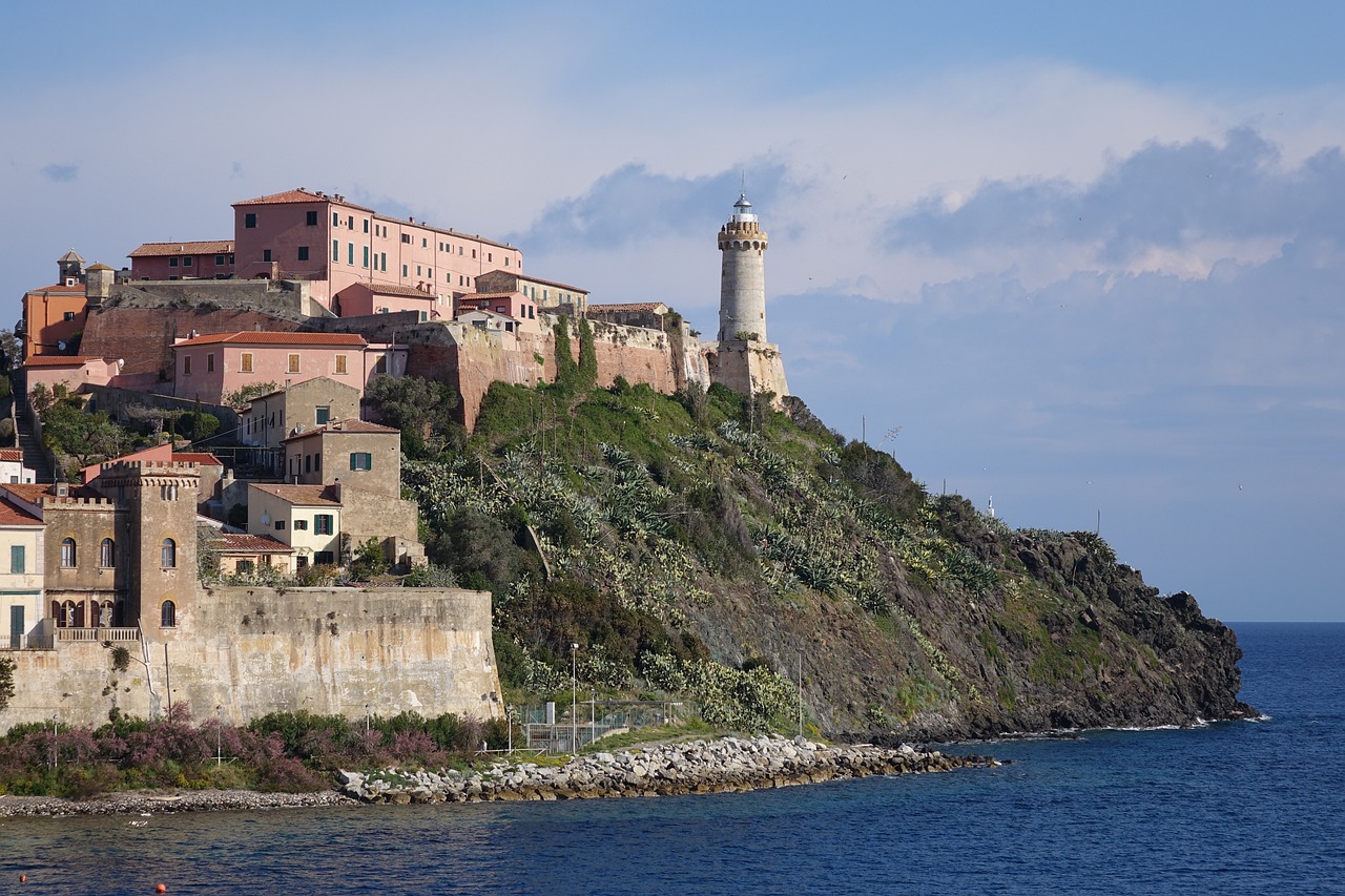 Image from the city of Elba down by the sea